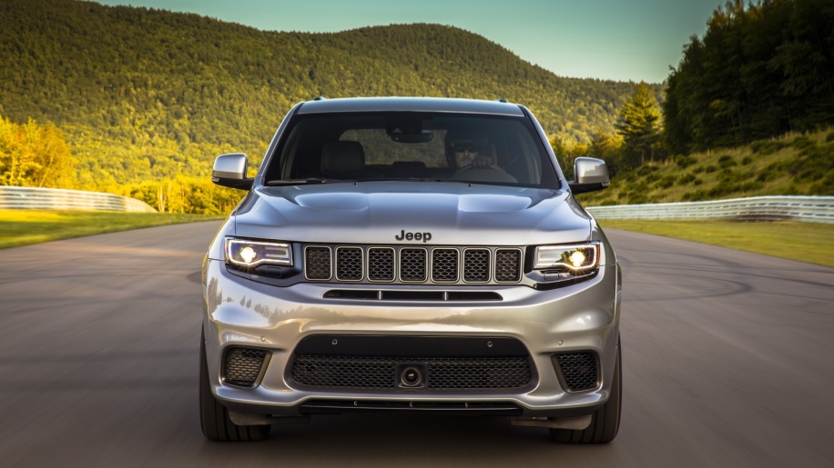 A Look Inside the New Jeep Grand Cherokee - Reference Pros